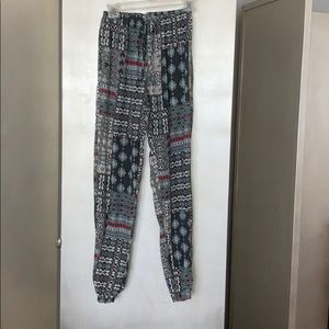 Print rayon joggers